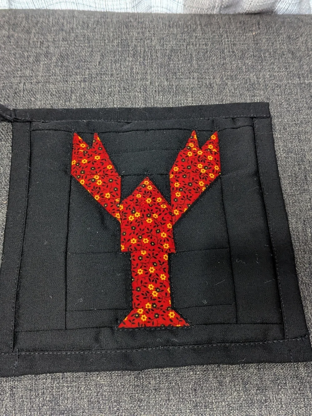 Homemade Lobster/ Crayfish Quilt Block Hot Pad Trivet Floral Fabric